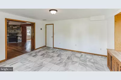 1425 N Line Street, Lansdale, PA 19446 - Photo 4