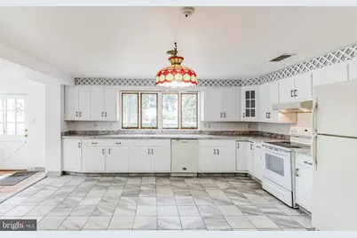 1425 N Line Street, Lansdale, PA 19446 - Photo 12