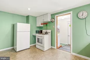 331 Elm Ave, North Wales, PA 19454 - Photo 8