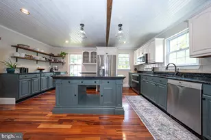 3 Iroquois Dr, Royersford, PA 19468 - Photo 8