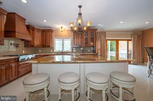 1041 Herkness Dr, Meadowbrook, PA 19046 - Photo 14