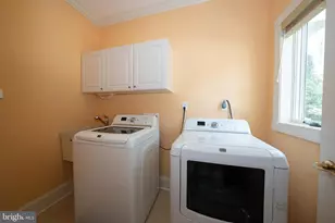 1041 Herkness Dr, Meadowbrook, PA 19046 - Photo 26