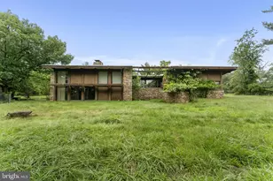 2935 Whitehall Rd, Norristown, PA 19403 - Photo 4