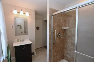 25 Center Ave, Willow Grove, PA 19090 - Photo 10