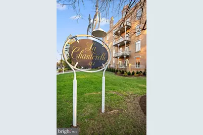 414 Old Lancaster Road #405, Haverford, PA 19041 - Photo 2