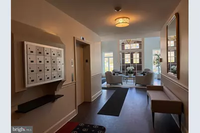 414 Old Lancaster Road #405, Haverford, PA 19041 - Photo 6