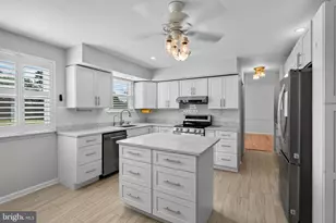 1146 Squires Way, Lansdale, PA 19446 - Photo 8