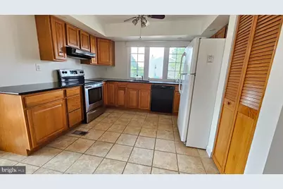 117 Hamlet Drive, King of Prussia, PA 19406 - Photo 2