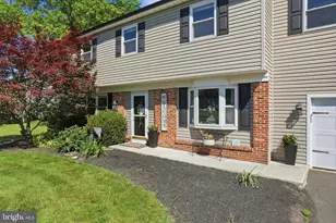 1545 Tennis Cir, Lansdale, PA 19446 - Photo 4