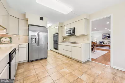 1001 City Avenue #E-922, Wynnewood, PA 19096 - Photo 4