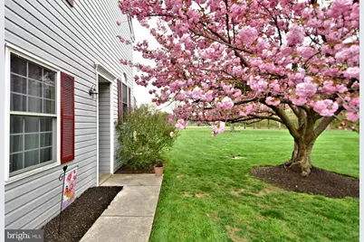 800 Beacon Court, Lansdale, PA 19446 - Photo 4