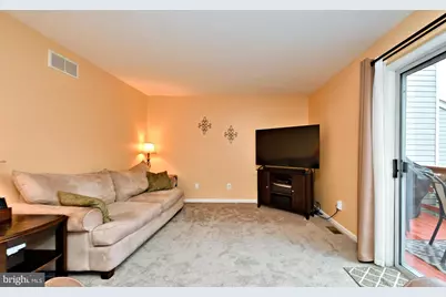 800 Beacon Court, Lansdale, PA 19446 - Photo 8