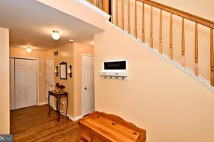 800 Beacon Ct, Lansdale, PA 19446 - Photo 6