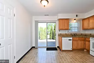 306 Christopher Ct, Lansdale, PA 19446 - Photo 10