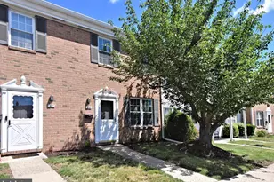 306 Christopher Ct, Lansdale, PA 19446 - Photo 2