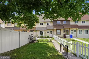 908 Green St, Bridgeport, PA 19405 - Photo 22
