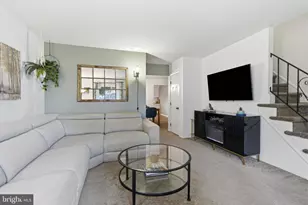 908 Green St, Bridgeport, PA 19405 - Photo 4