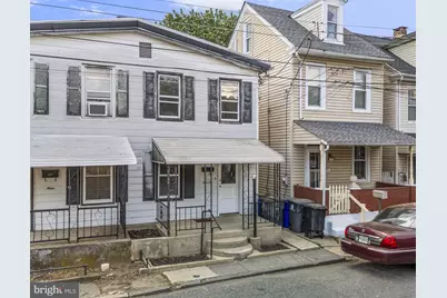 11 S Plum Street, Pottstown, PA 19464 - Photo 2