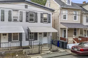 11 S Plum St, Pottstown, PA 19464 - Photo 2