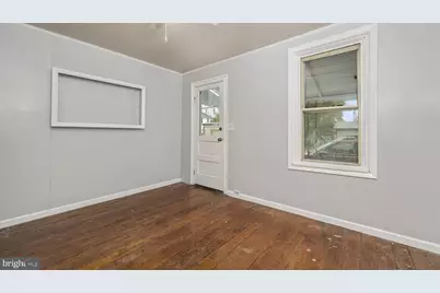 11 S Plum Street, Pottstown, PA 19464 - Photo 6