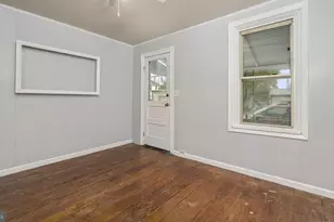 11 S Plum St, Pottstown, PA 19464 - Photo 6