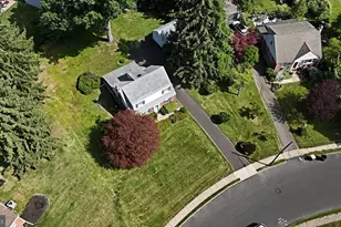 610 Topsfield Rd, Hatboro, PA 19040 - Photo 2