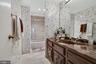 10517 Valley Forge Cir, King of Prussia, PA 19406 - Photo 24