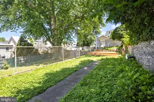 146 W 1st Ave, Conshohocken, PA 19428 - Photo 14
