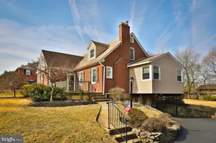2332 Boyd Rd, Huntingdon Valley, PA 19006 - Photo 2