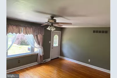 303 Overlook Avenue, Willow Grove, PA 19090 - Photo 2