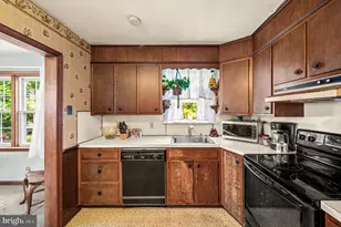 1460 Sunset Dr, Pottstown, PA 19464 - Photo 14