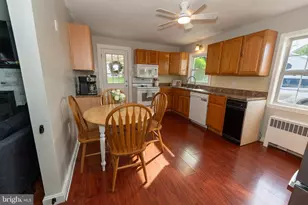 2313 N Charlotte St, Pottstown, PA 19464 - Photo 10
