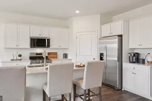3055 Martha Wy, Pennsburg, PA 18073 - Photo 16