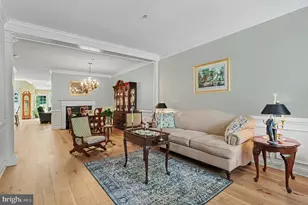 131 Meadow View Ln, Lansdale, PA 19446 - Photo 2