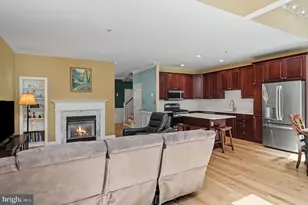131 Meadow View Ln, Lansdale, PA 19446 - Photo 16