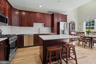 131 Meadow View Ln, Lansdale, PA 19446 - Photo 8