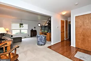 238 Fox Run Rd, King of Prussia, PA 19406 - Photo 8