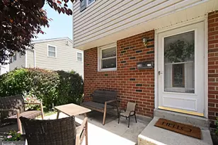238 Fox Run Rd, King of Prussia, PA 19406 - Photo 2
