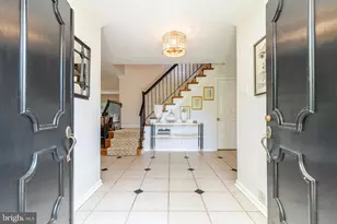 2047 Stone Ridge Ln, Villanova, PA 19085 - Photo 4