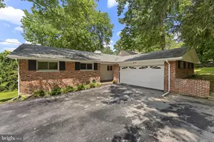 262 Lantern Ln, Gulph Mills, PA 19428 - Photo 2