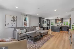 352 Dehaven St, Conshohocken, PA 19428 - Photo 4