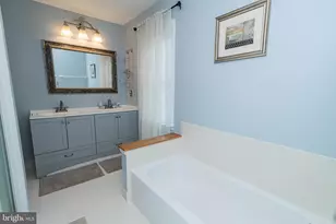 912 Hickory Grove Dr, Royersford, PA 19468 - Photo 38