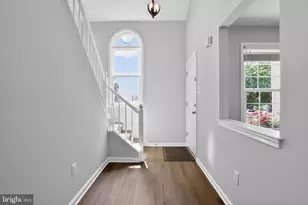 501 Somerset Ct, Lansdale, PA 19446 - Photo 2