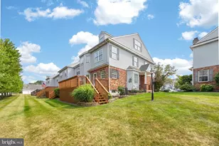 108 Truman Ct, West Norriton, PA 19403 - Photo 2