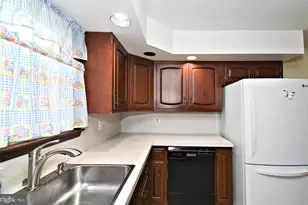 836 N Cedar Rd, Jenkintown, PA 19046 - Photo 18