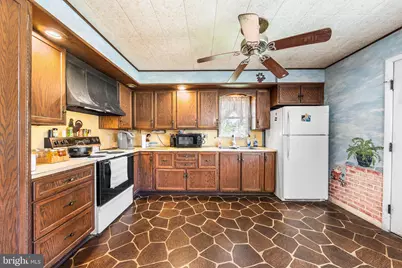 318 Washington Street, Pennsburg, PA 18073 - Photo 4