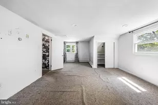 318 Washington St, Pennsburg, PA 18073 - Photo 10