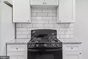 326 E Airy St, Norristown, PA 19401 - Photo 2