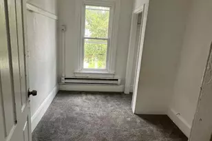 538 Chestnut St, Pottstown, PA 19464 - Photo 2
