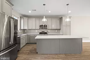161 Everleigh Dr, Royersford, PA 19468 - Photo 6
